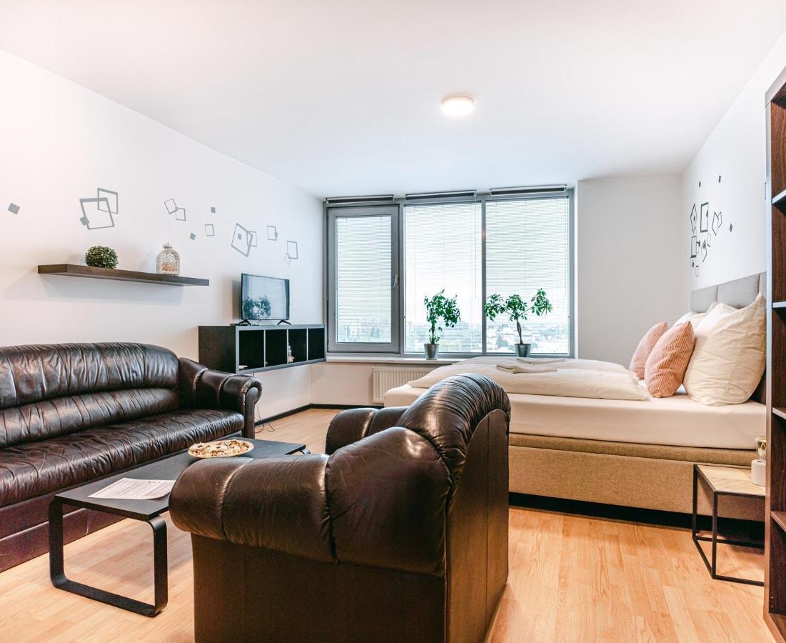 Flora Cozy Apartment Bratislava Luaran gambar